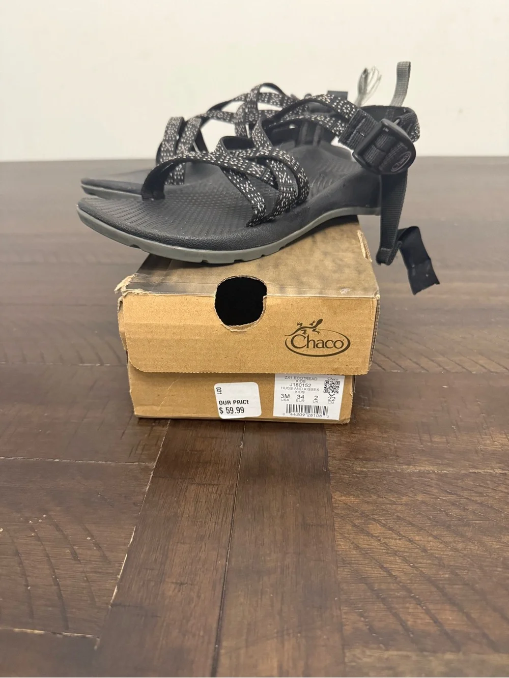 Chaco Kids ZX1 Ecotread Hugs And Kisses Size 3M Sandel Shoes